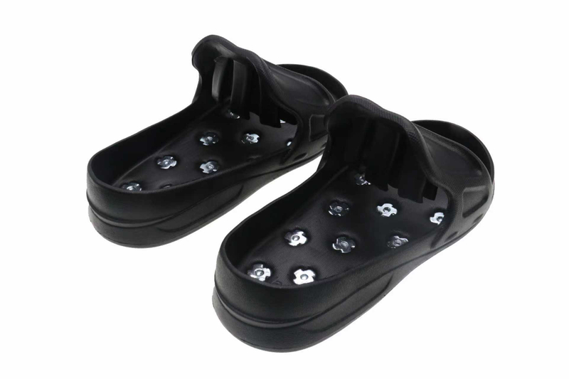 Epoxy Spiked Shoes – Slip-On Design for Floor Coating